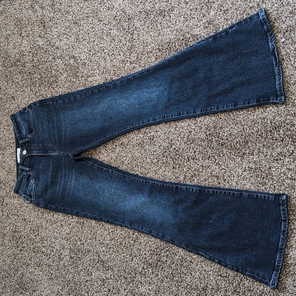 Warp And Weft Flare High Rise Jeans Size 26 women's Dark Wash - Picture 1 of 11